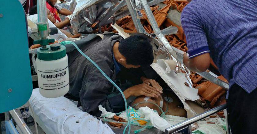 Atap Gedung RSAL Surabaya Ambruk, Sejumlah Pasien Dievakuasi