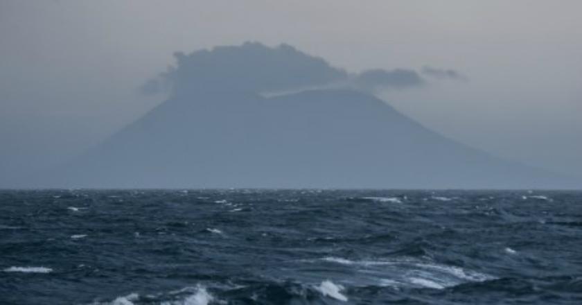 BMKG Turunkan Status Area Waspada Selat Sunda Menjadi 500 Meter