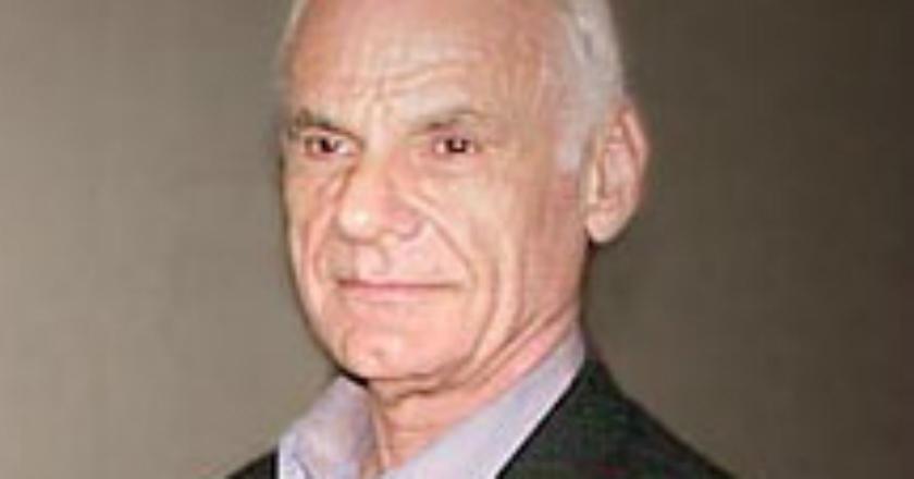 Perancang Internet Larry Robert Tutup Usia