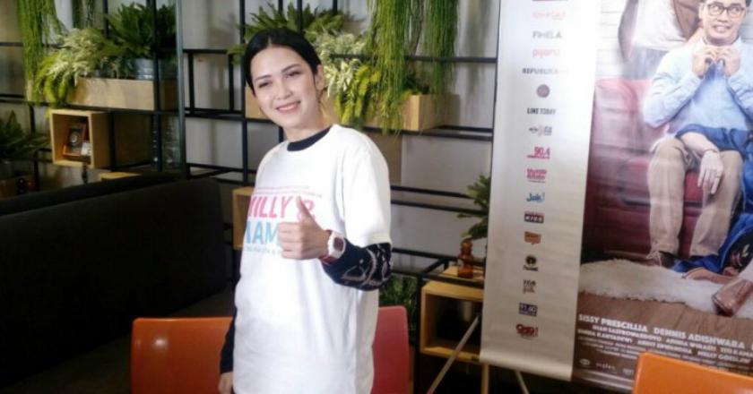 Dinda Kanyadewi Mulai Kecanduan Main Film Komedi