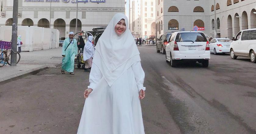 Saat Umroh Via Vallen Berdoa Minta Jodoh