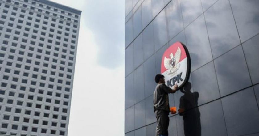 Ada Informasi Gratifikasi dan Korupsi? Laporin ke Layanan Call Center KPK