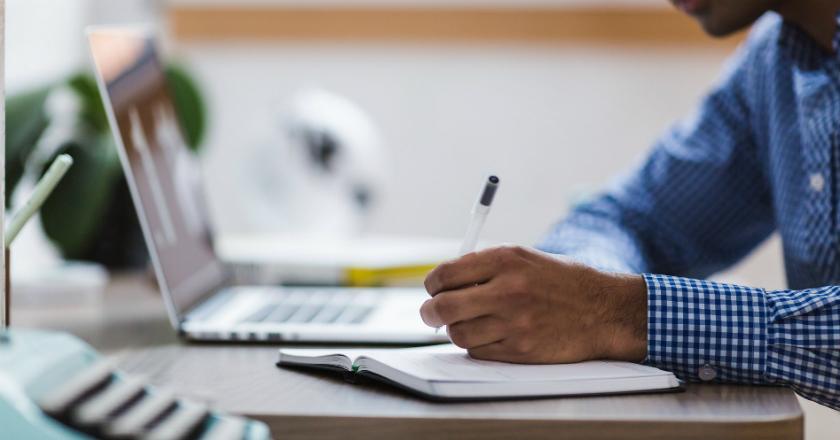 Bekerja Setelah Libur Panjang, Kamu Perlu Istirahat yang Cukup