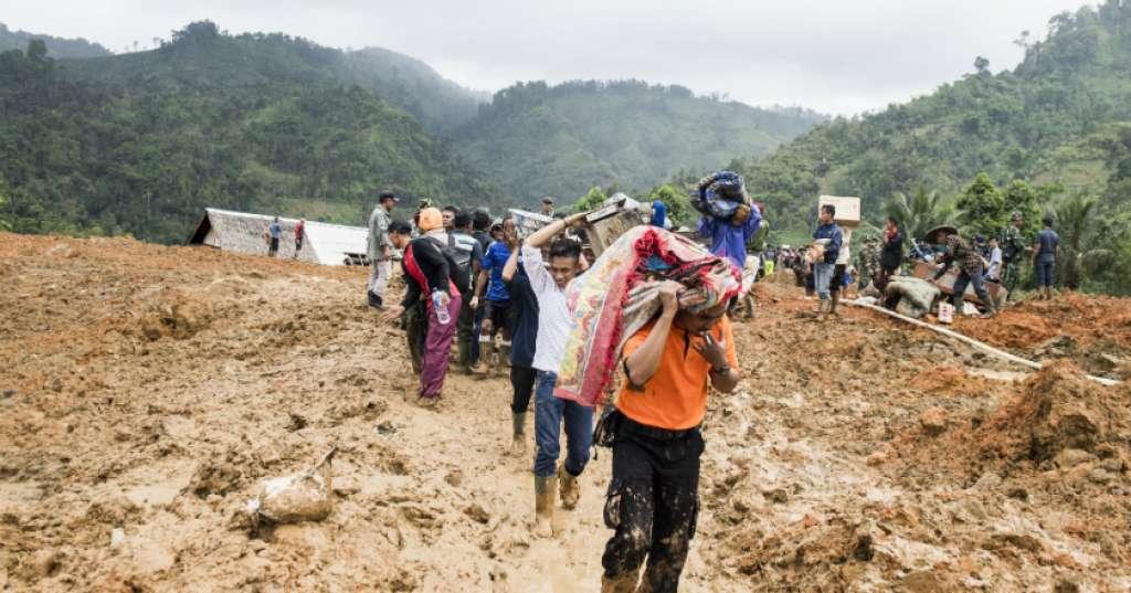 Tim DVI Polri Identifikasi 11 Korban Longsor Sukabumi