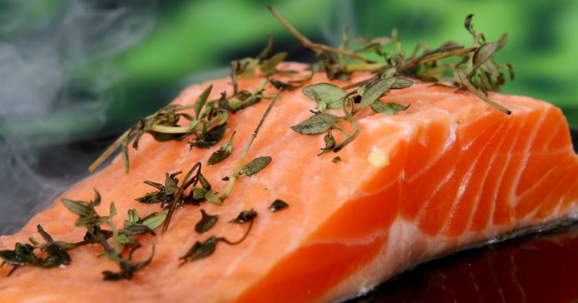 Menu Makan Malam Ini Bisa Bantu Turunkan Berat Badan