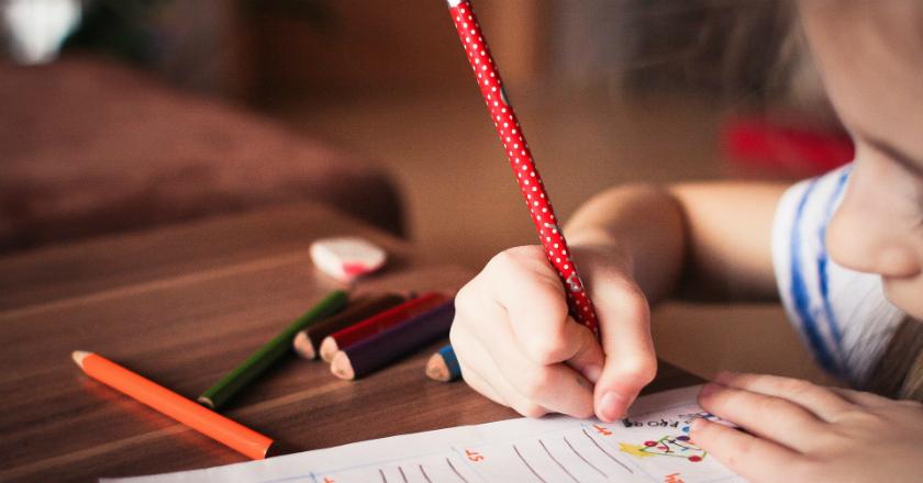 Perhatikan 4 Hal Penting Ini Sebelum Bawa Anak ke Tempat Penitipan