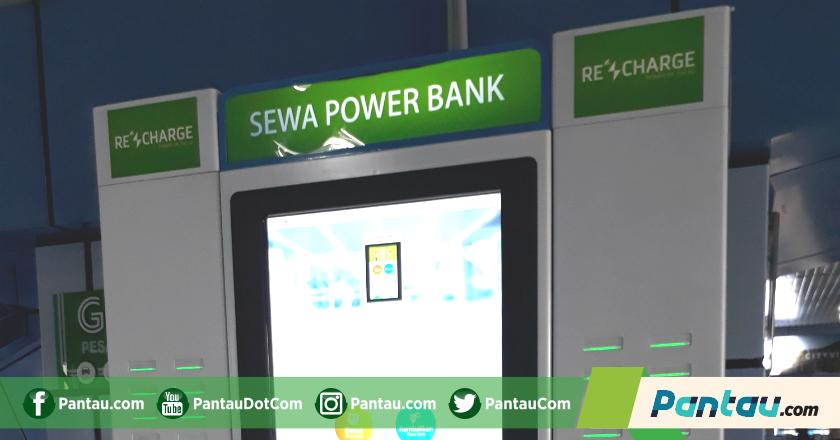 Terbaru! di Stasiun ada Jasa Sewa Power Bank, Enggak Gratis?