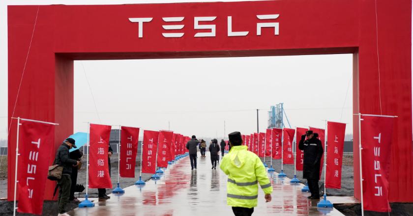 'Akal-akalan' Pembangunan Pabrik Tesla di China, untuk Apa?