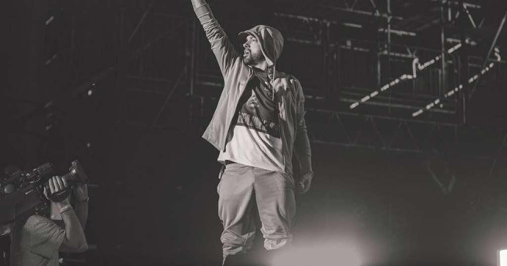 Kalahkan BTS, Album Eminem Paling Banyak Dibeli