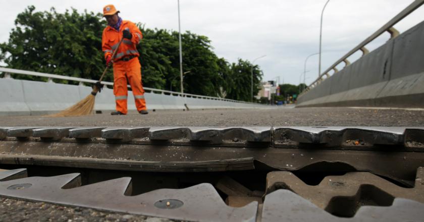Sempat Ditutup karena Retak, Flyover Cengkareng Telah Bisa Dilalui Kendaraan