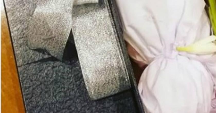 Viral Undangan 'Pocong' Milik Penyanyi Risa Saraswati