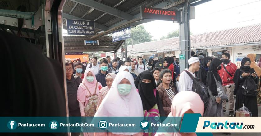 Heboh Uang Rp40 Juta Tertinggal di KRL, Siapa Pemiliknya?