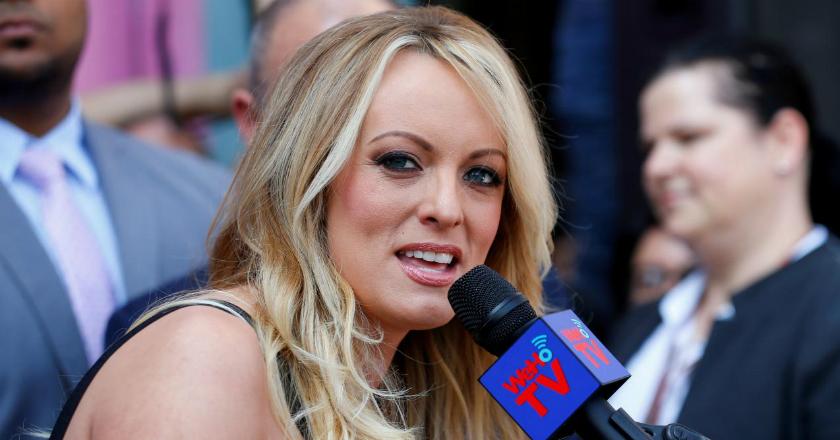 Wow, Bintang Porno Eks Selingkuhan Donald Trump Minta Ganti Rugi 2 Juta Dolar AS