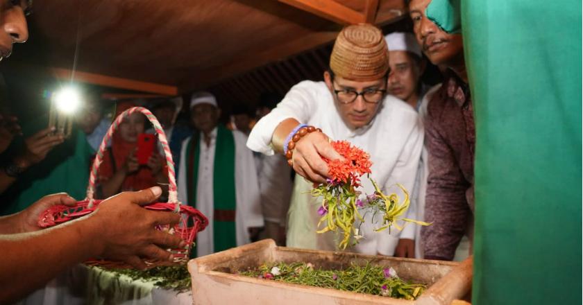 Ziarah ke Makam Raja-raja Sumenep, Sandi Soroti Geliat Pedagang di Sekitar Pemakaman