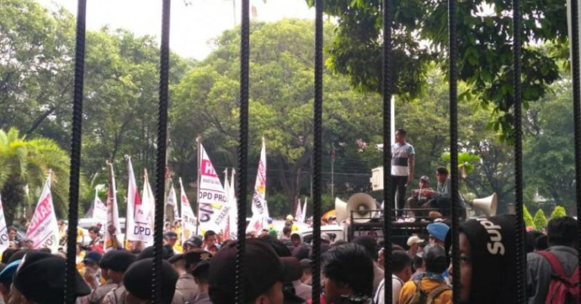 Massa Pendukung OSO Kembali Lakukan Unjuk Rasa di KPU
