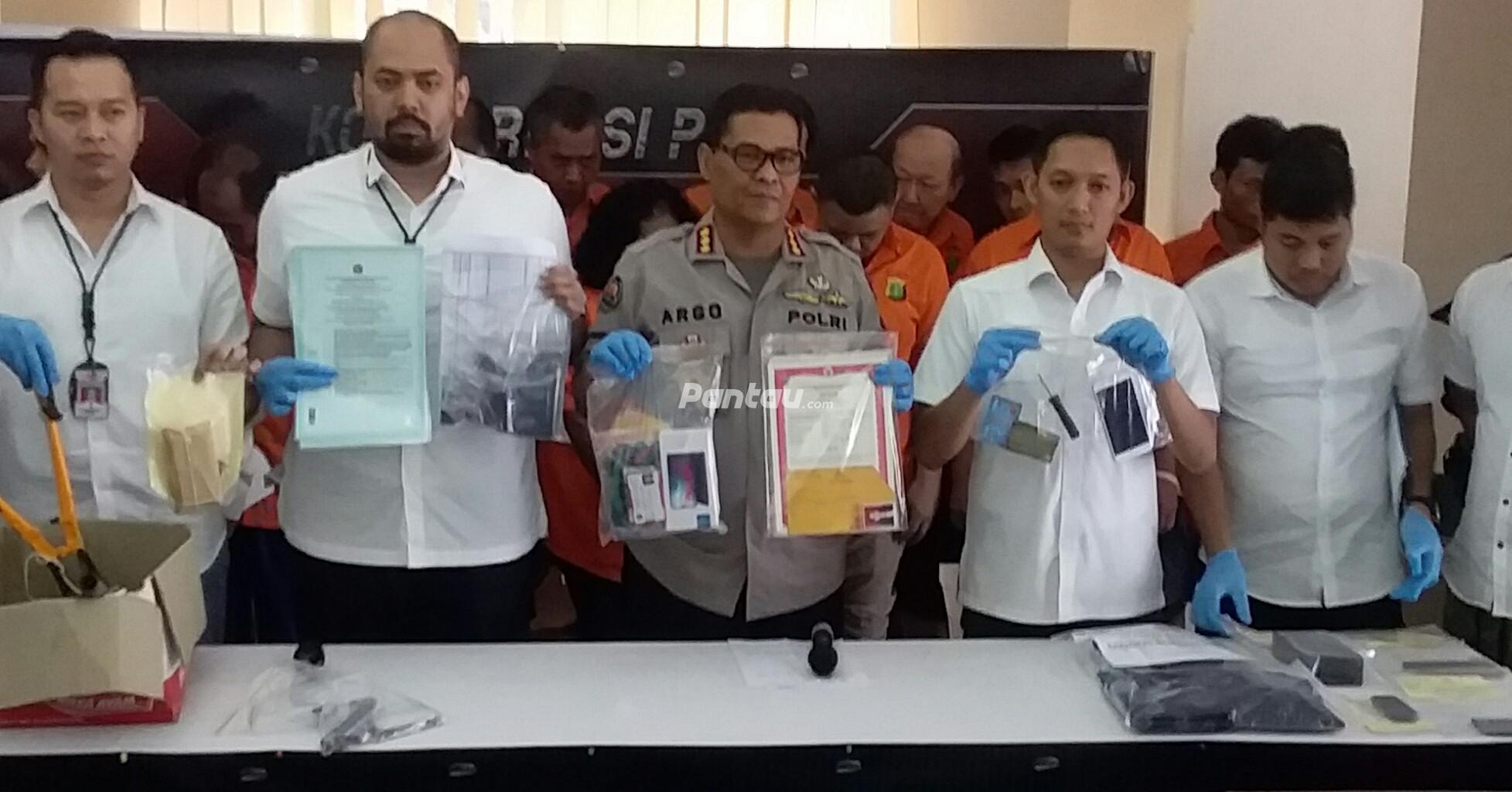 Demi Main Judi, Pria Pengangguran Nekat Tipu Mendagri Rp10 Juta