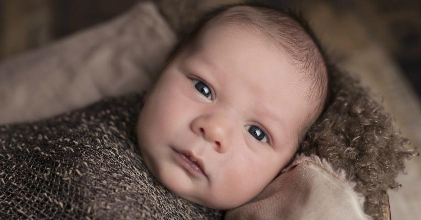 Kepala Bayi Tiba-tiba Berkeringat? Jangan Panik, Mungkin Ini Penyebabnya