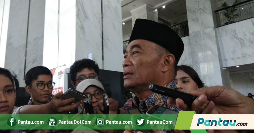 Sowan ke Sri Mulyani, Mendikbud Minta Tunjangan Guru Honorer Setara UMR