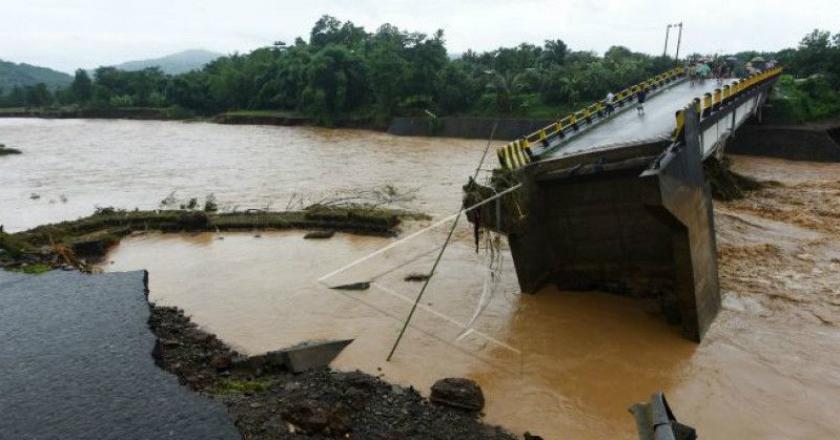 Diterjang Banjir Besar, Bupati Gowa Liburkan Seluruh Sekolah