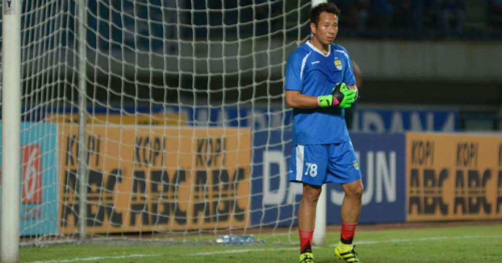 Minim Persiapan, Kiper Persib Tatap Leg Pertama 32 Besar Piala Indonesia dengan Pede
