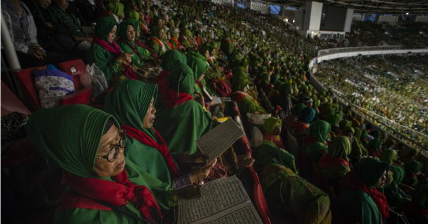 Peringati Harlah ke-73, Muslimat NU Padati Stadion GBK