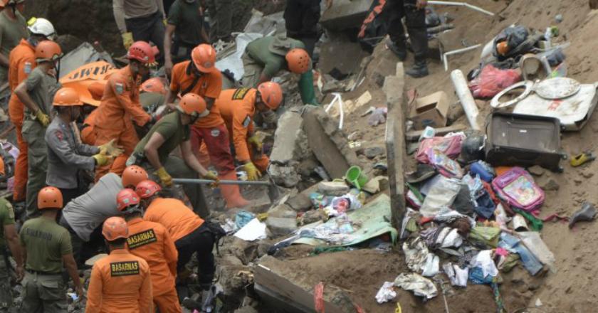 Satu Keluarga Meninggal Dunia Tertimbun Longsor di Buleleng