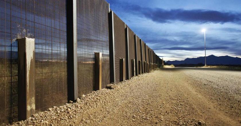 Pentagon Siapkan Ribuan Pasukan Militer untuk Perbatasan AS-Meksiko
