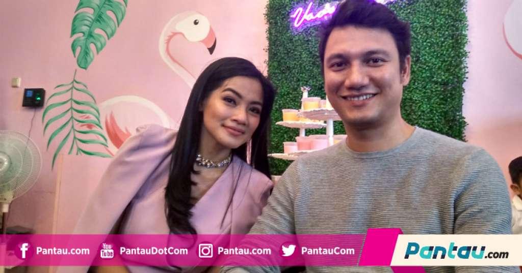 Titi Kamal dan Christian Sugiono Sepakat Tambah Satu Momongan Lagi