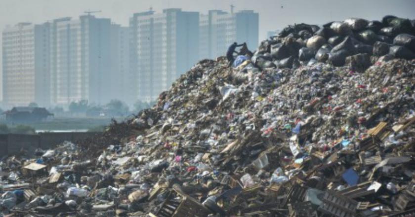 Kedua Paslon Disebut Tak Miliki Program Inovasi Sampah, 'PR' Lagi Deh!