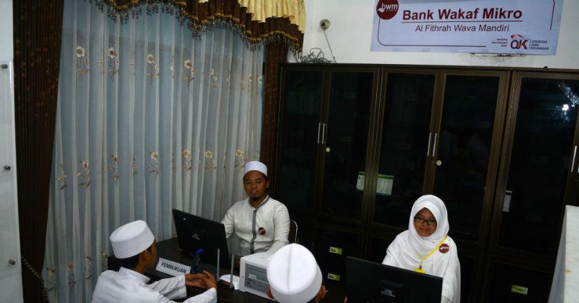 Bantu Masyarakat Kecil, Bank Wakaf Mikro Siap Jaring 3000 Nasabah