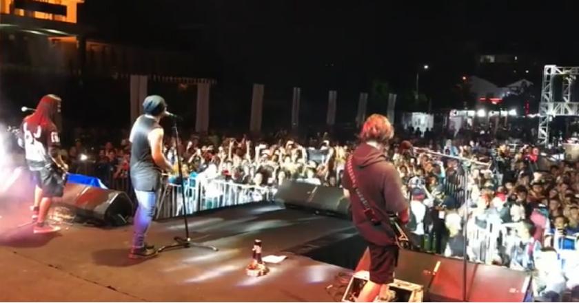 Band Jamrud Pertama Kalinya Konser di Ambon, Yuk Intip Kemeriahannya