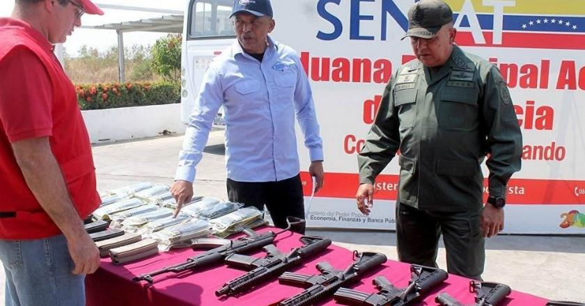 Petugas Bandara Venezuela Temukan Puluhan Senjata dari Miami, Peringatan dari AS?