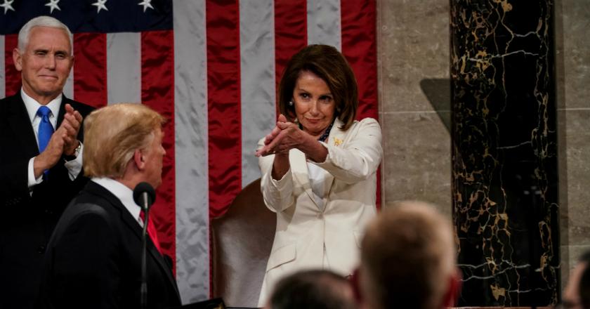Viral! Pidato Kenegaraan Trump Dihadiah Tepukan 'Nyeleneh' Nancy Pelosi
