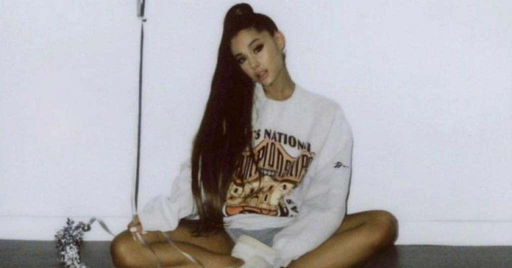 Ariana Grande Beberkan Alasan Batal Tampil di Grammy