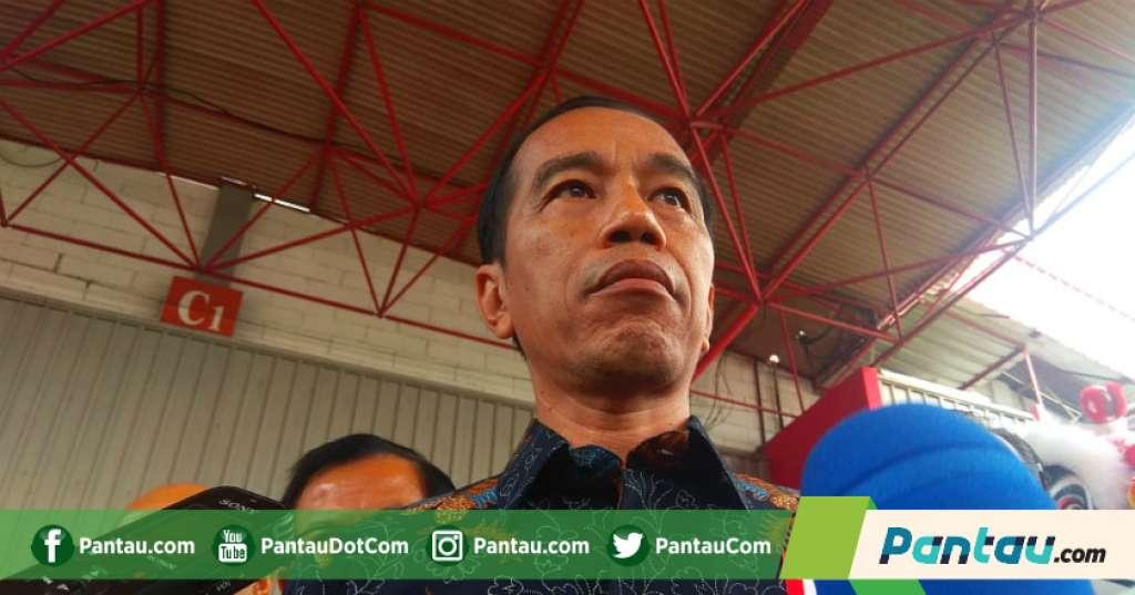 Di Tengah Goyangan Utang Negara, Jokowi Tegaskan Pentingnya Infrastruktur