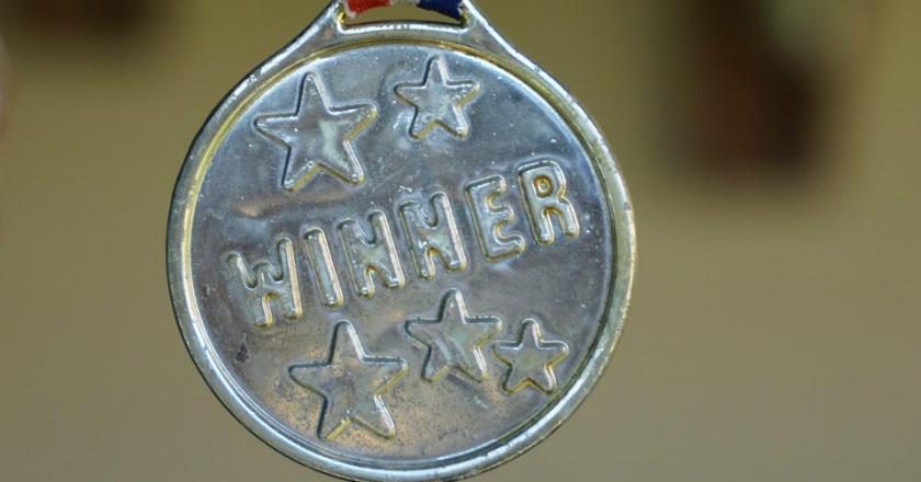 Medali yang Direbutin Itu Ternyata Terbuat dari Bahan Ini