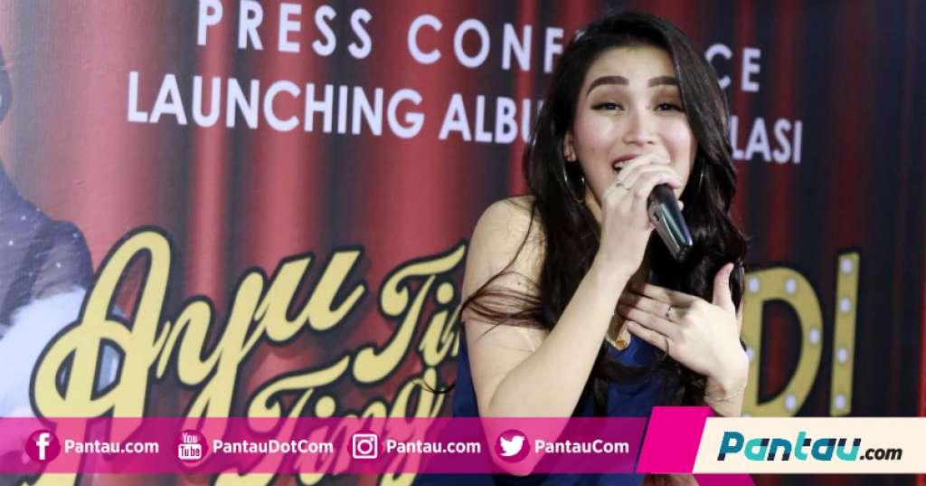 Berlibur ke Turki, Ayu Ting Ting Lakukan Pertemuan dengan Seorang Pria?