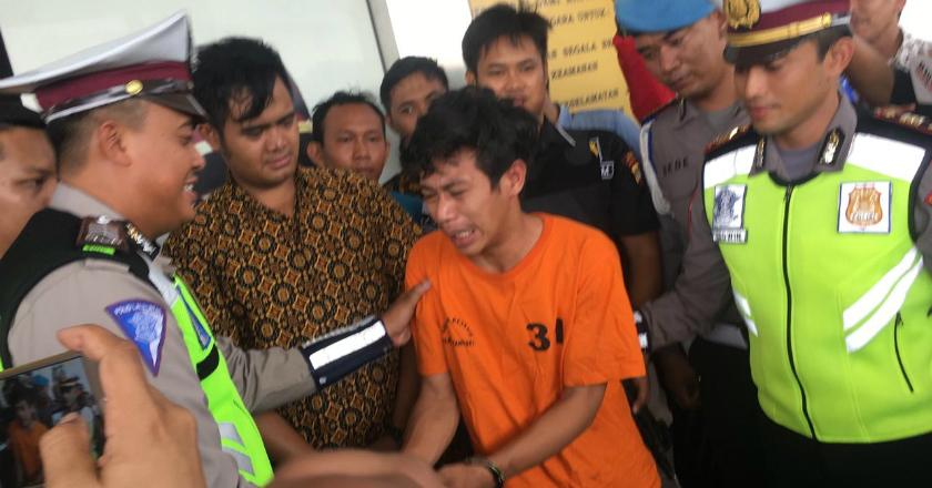 Adi Saputra Sang Pembanting Motor Diperiksa Kejiwaannya di Polda Metro