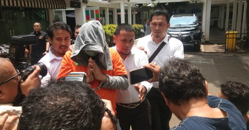 Polisi Sebut Jupiter Fourtissimo Sembunyikan Sabu di Kotak Kacamata