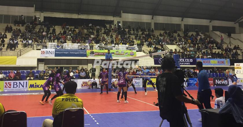 Kemenangan Pertama Bank bjb di Final Four