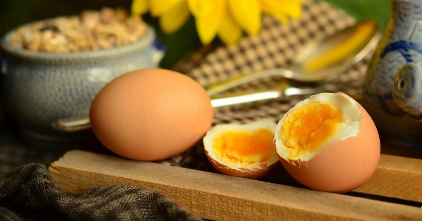 Tahu Nggak? 5 Makanan Ini Jangan Dipanaskan Microwave, Berbahaya!