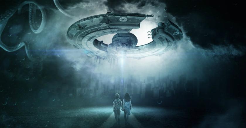 Konspirasi Liar! Cahaya Biru di Langit Inggris Picu Peringatan Turunnya Alien