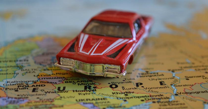 'Ancaman' AS Kenakan Tarif Mobil Impor Eropa, Cari Lawan Perang Baru?