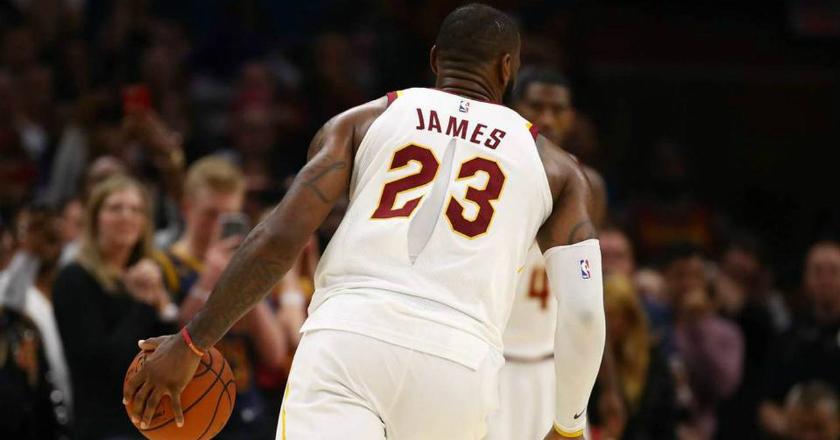 Bukan yang Pertama, Nike Juga Sempat 'Tersandung' Jersey Robek