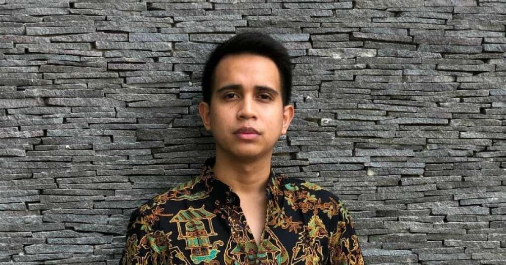 Diam-diam, YouTuber Ini Hadiahkan Beasiswa dari Kocek Sendiri