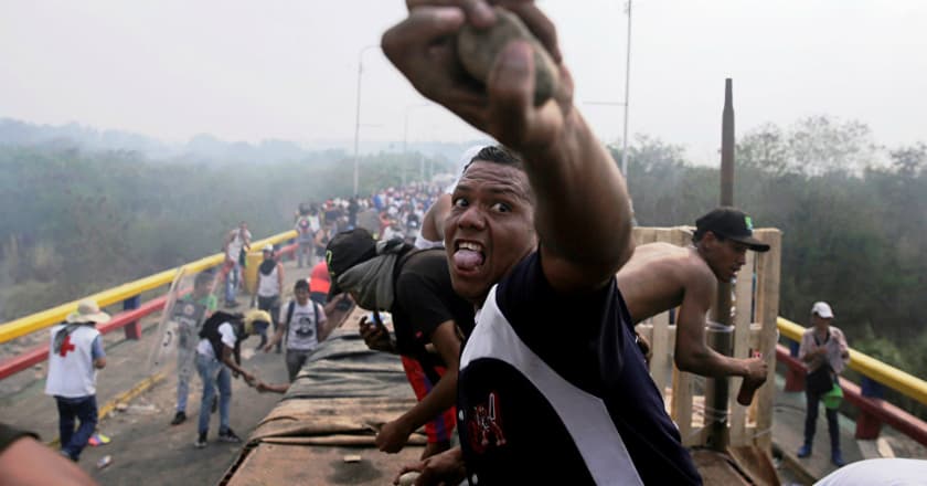 Putuskan Hubungan Diplomatik dengan Kolombia, Perbatasan Venezuela Chaos
