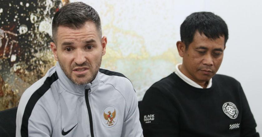 Simon Perkenalkan 2 Asisten di Timnas, Siapa Saja Nih?
