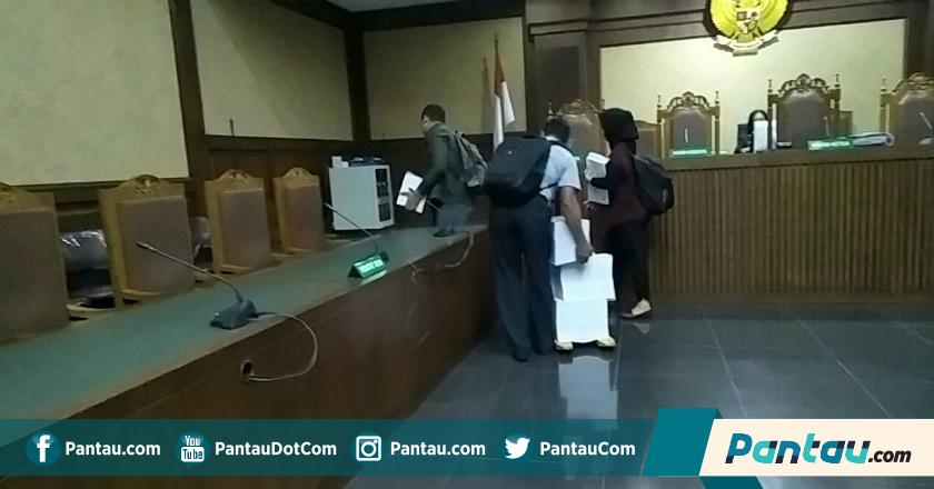 Ini Daftar 26 Pihak Penerima Aliran Dana e-KTP