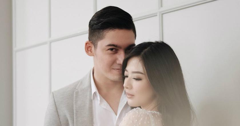 Pantau Foto: Intip Mesranya Franda dan Samuel Zylgwyn Photoshoot Kehamilan