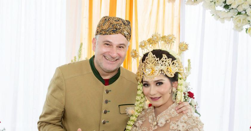 Resmi Dinikahi Pria Bule, Baby Margaretha: Jodoh Itu Unik